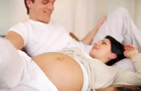 产后狂躁症怎么治疗最好,产后抑郁症会发展成狂躁症吗