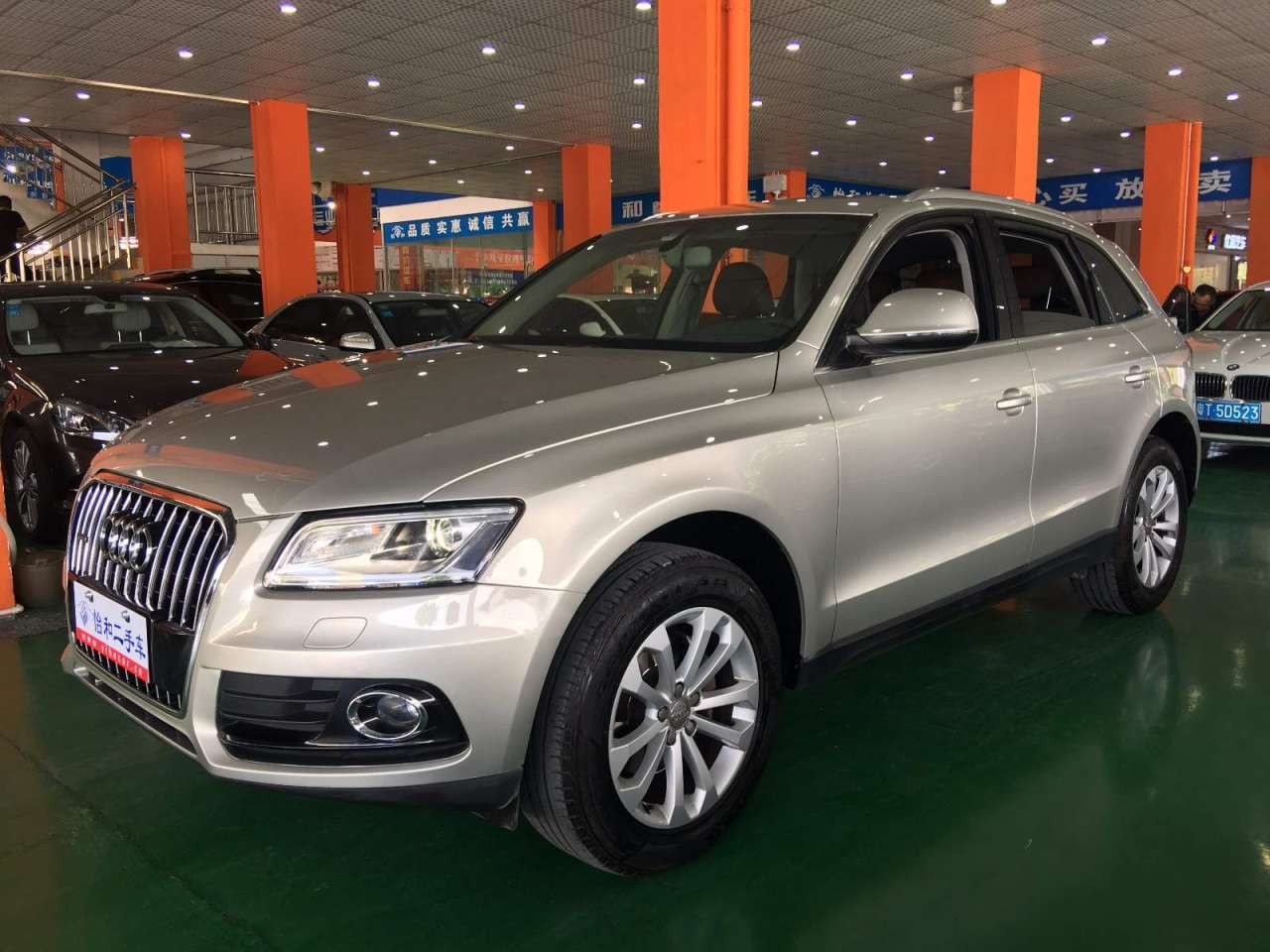 中山奥迪q5落地价,中山最新款奥迪q5最低价格