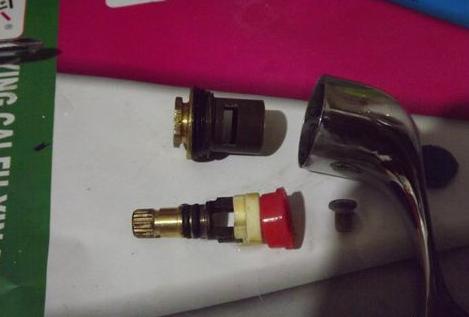 水龙头拧紧漏水怎么解决,家里水龙头漏水怎么修视频