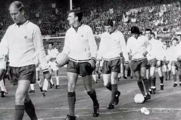 巴甲球队全队坠机,巴甲沙佩科恩斯坠机事件