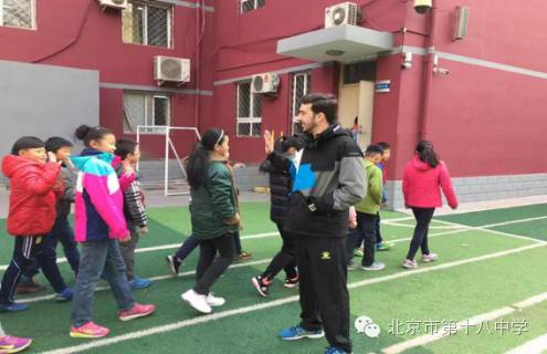 趣味课堂足球,足球趣味课堂小学