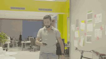 可以放手机壳的无人机,可以当无人机的手机壳