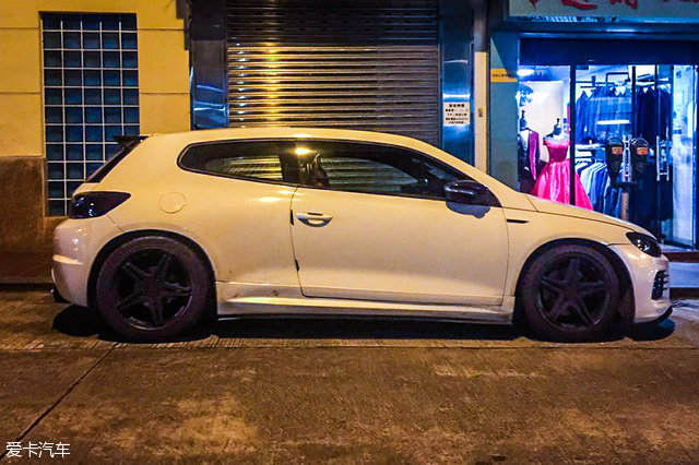 港澳旅游偶遇各路有趣改装车