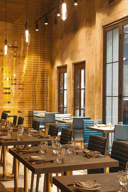 拔草！隐藏在新天地的防空洞酒吧、冠军面包舖、李宗盛阿信的咖啡厅！一天绝不够！