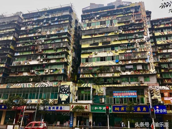 重庆有哪些城市比较好玩,重庆到底有什么好玩的