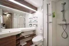 在海上买东西贵吗,在海上可以买什么