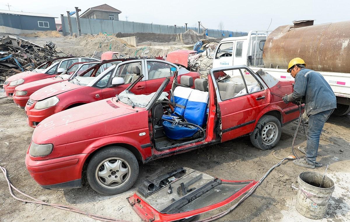 最新车的报废年限是多少年,车辆报废年限一般是多少年以前