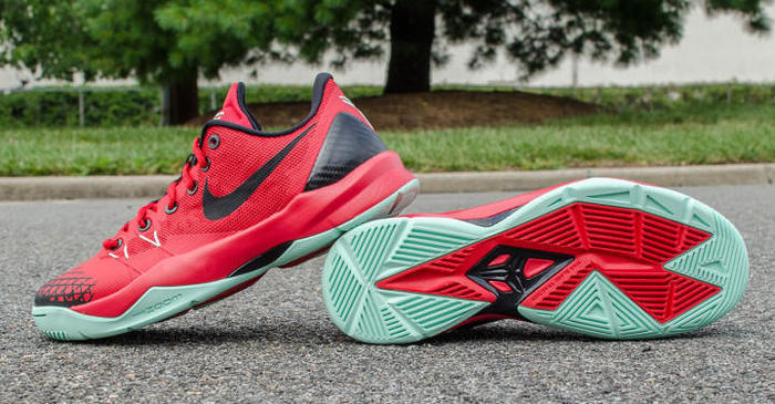 如何选择符合自己的篮球鞋楦型,怎么根据场地选篮球鞋