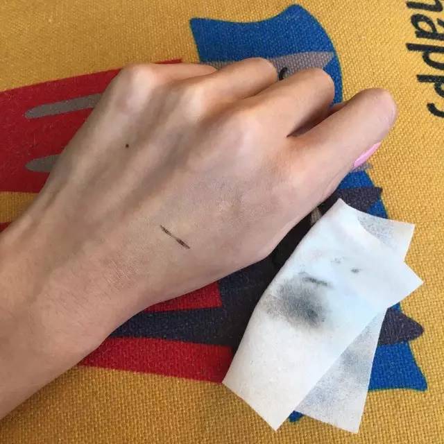 植村秀臻萃洁颜油用法,植村秀琥珀臻萃洁颜油区别