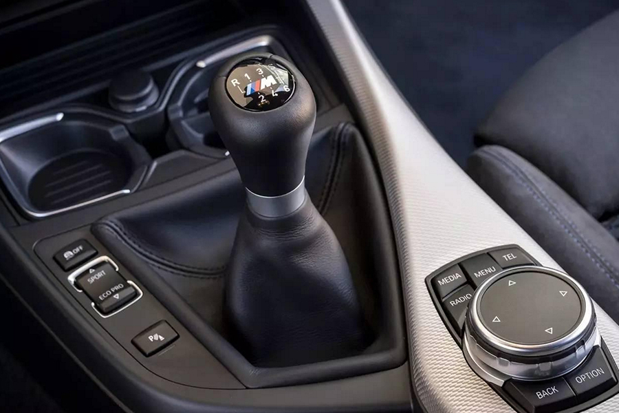 不踩离合器开车教学,不踩离合换挡教学摩托