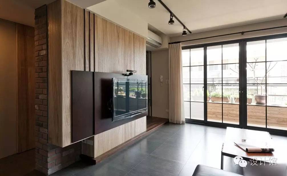 自己动手做木头电视背景墙,用木板做电视墙和电视柜