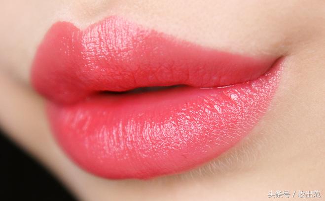 dior鍙ｇ孩鐑堣壋钃濋噾璇曡壊,dior鍙ｇ孩鍏敮瑁呯殑灏忔牱