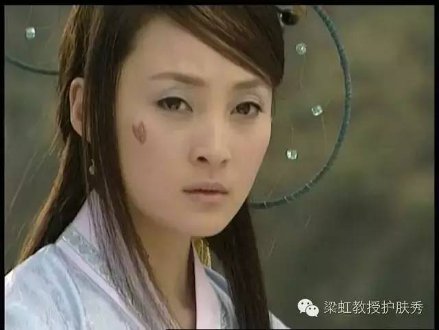 ,梁虹护肤疤痕都给我死开,我才不是有故事的女同学!