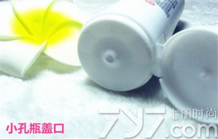 大宝美容洗面奶颜色有什么区别,大宝美容洗面奶真假