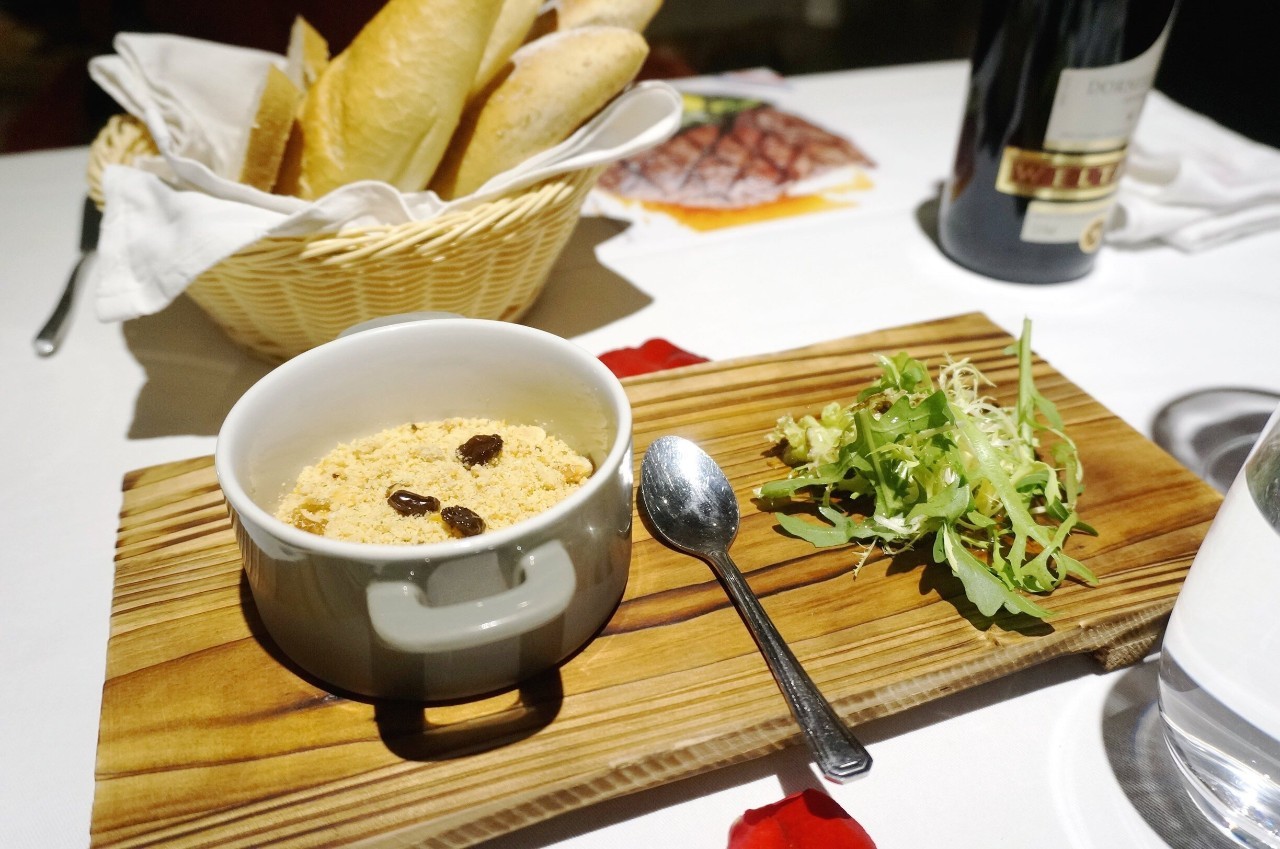 推荐一家很适合情侣约会的餐厅,适合情侣约会的氛围感餐厅