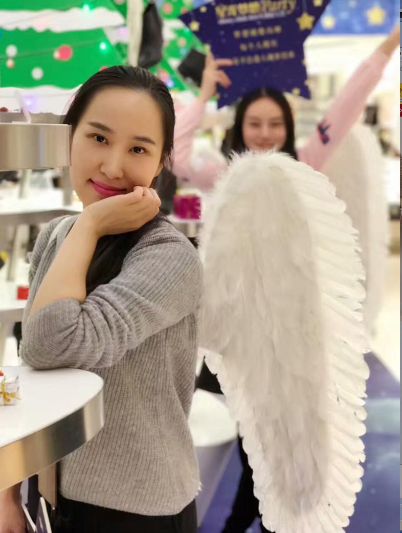 新世界国贸8年不打烊，突破极限对垒电商