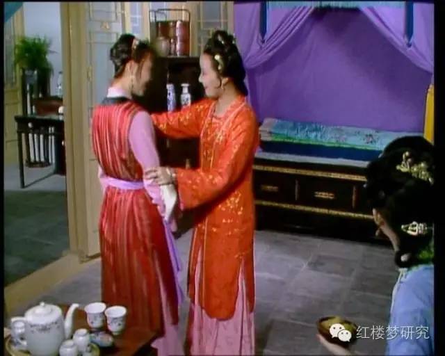 精读红楼梦第三十二回,品读红楼梦第三十一回