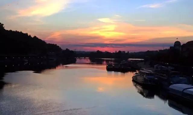 布拉格广场hello,hello说唱布拉格