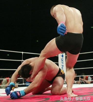 李小龙留下来的综合格斗技巧,李小龙综合格斗动作运用实战