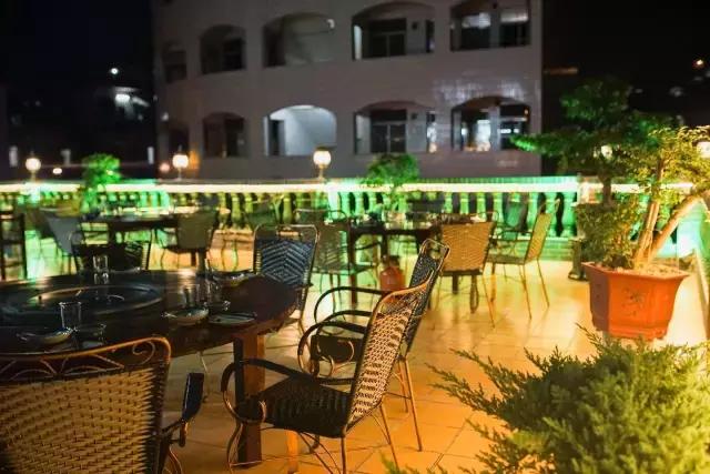 闇插彴澶氳倝鑺卞洯椁愬巺,澶氳倝妞嶇墿椁愬惂