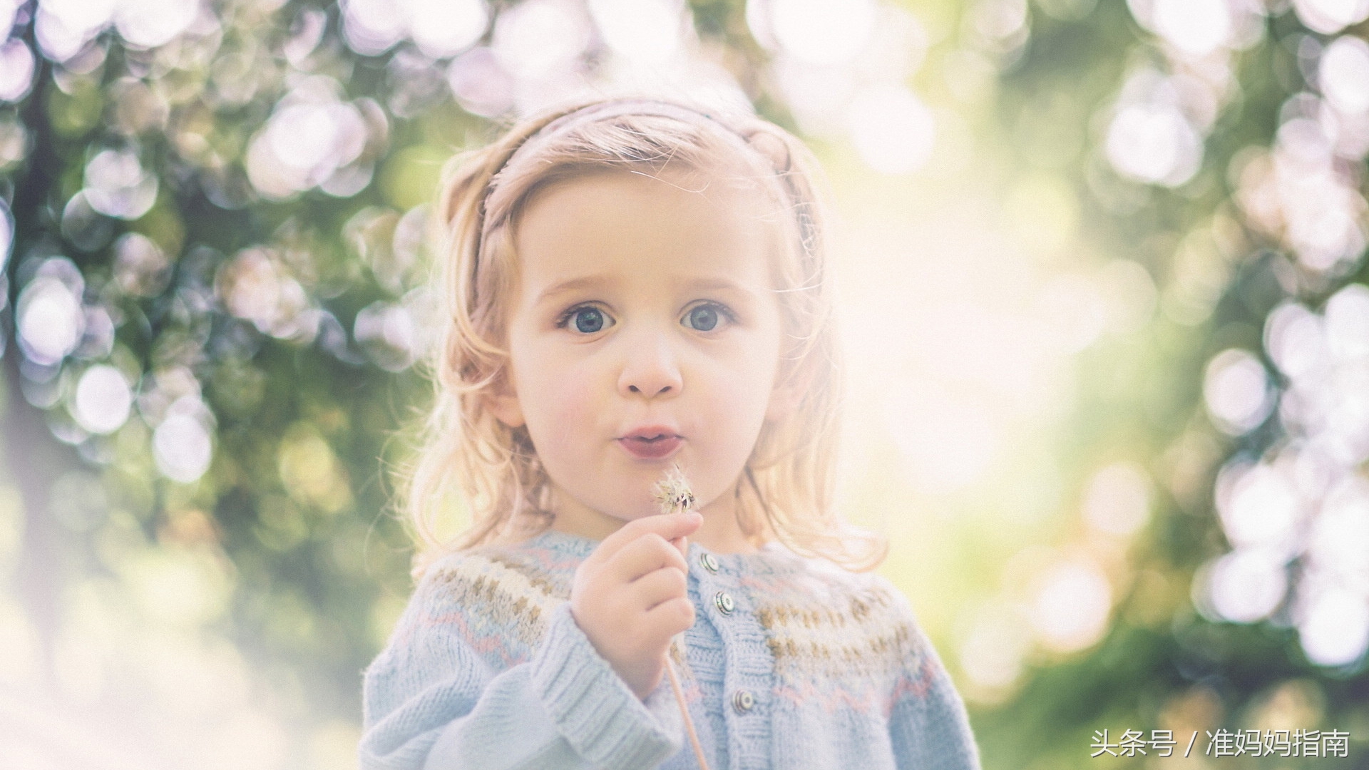 小孩冬季喝水的正确方法,冬天喝水的好处