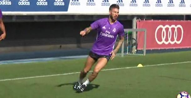 拉莫斯超顶球鞋,拉莫斯首秀球鞋