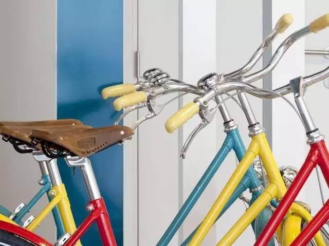 潘通十大必买颜色,潘通2024年度流行色排版