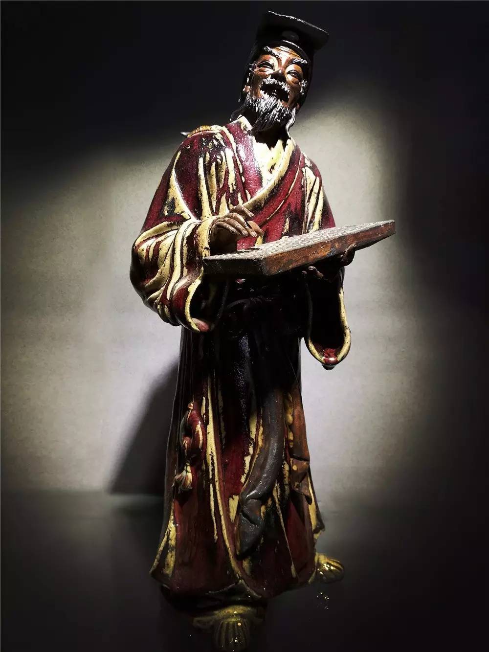 30年与神兽共舞，人称“麒麟王”竟是一个寻常女子！