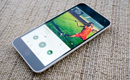 旅游拍照手机哪个好用,出国旅游如何携带手机