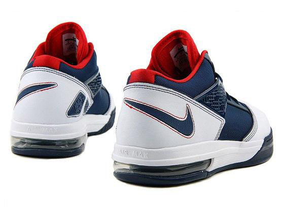 詹姆斯使节系列,詹姆斯使节系列球鞋