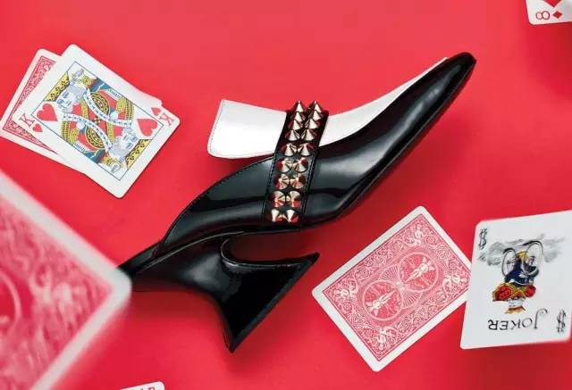 潮范十足的休闲鞋出行时尚两不误,盘点五款适合日常穿搭的时尚潮鞋