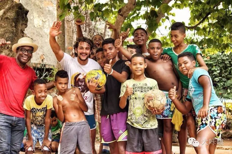 涓浗鍙ゅ反鑸炶箞鑰佸笀,鍙ゅ反鑸炶箞鑰佸笀