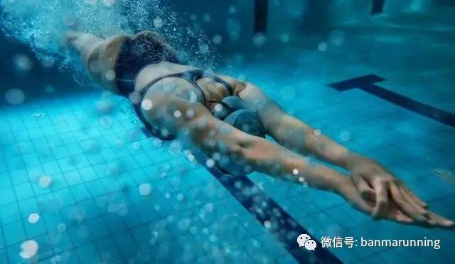 雾霾运动,雾霾超过多少不适合运动