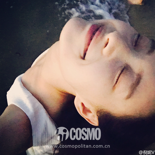 倪妮街景拍照姿势,倪妮最火拍照姿势