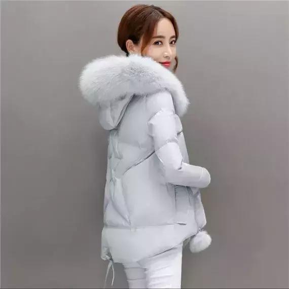 脸小穿大毛领显脸更小吗,显脸瘦帽子加大