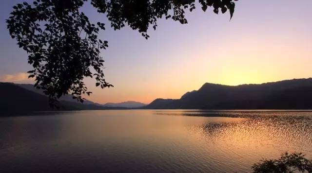 重庆到四川旅游自驾最佳路线,从四川出发旅游路线推荐环线