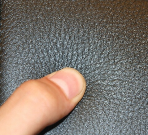 包包面料选择有讲究,品牌包包推荐面料