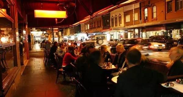 墨尔本最值得逛的街，大牌都来ChapelStreet血拼