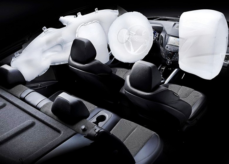 veloster飞思小钢炮多少钱,现代飞思veloster1.6T自动豪华版