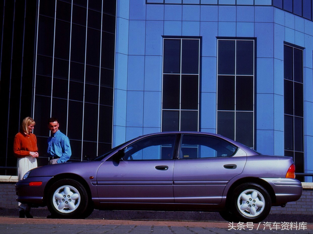 克莱斯勒彩虹车型,90年代克莱斯勒轿车