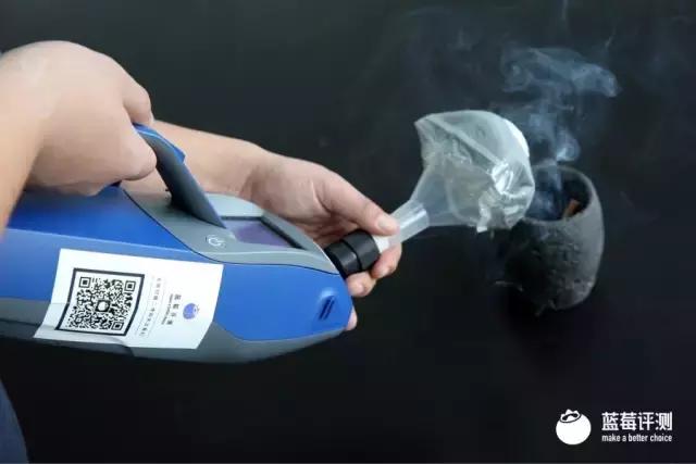 鹿晗绿色同款口罩,心疼鹿晗的瞬间