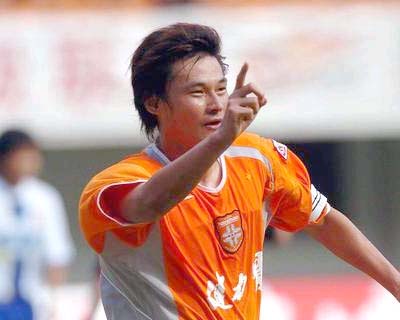 野球场如何踢,野球场如何踢好边后卫视频教学