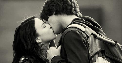 嫌用唇膏不够man的男人,注定吻不上心爱姑娘的唇