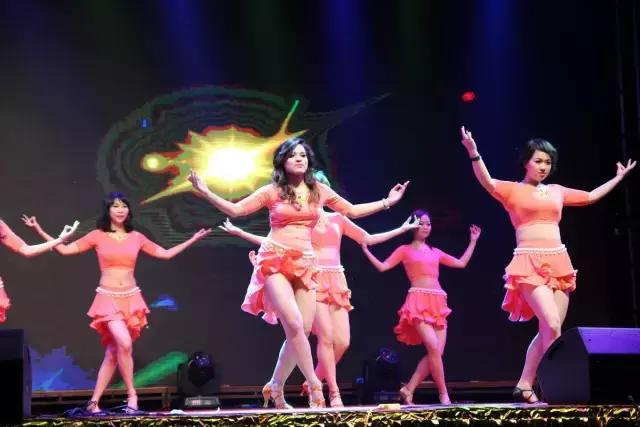 褰㈣薄璁捐澶ц禌瀛︽牎,鑱屾牎褰㈣薄璁捐澶ц禌