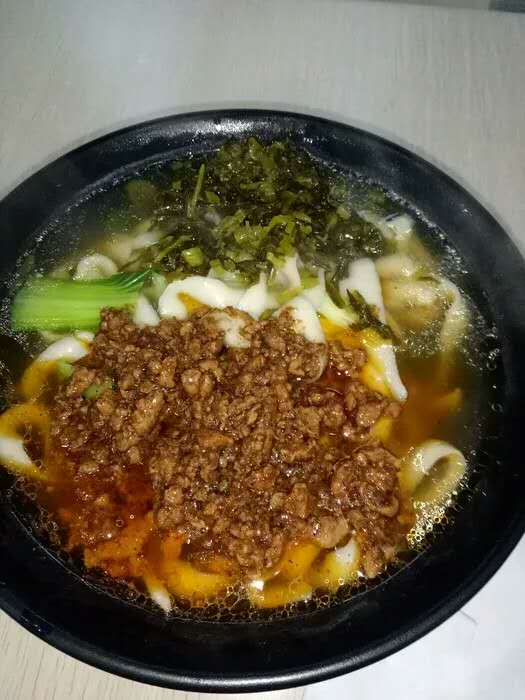 东台天天见面鱼汤面馆,东台雪琴面馆鱼汤面