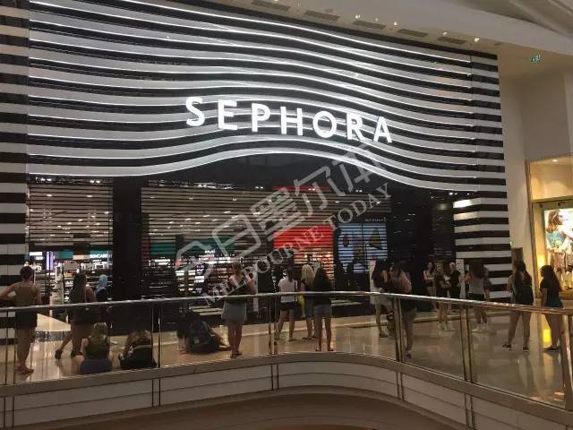 墨市BoxingDay现场:蔻驰5折!兰蔻YSL7折