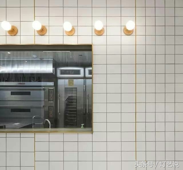 网红面包店——原麦山丘的灯光使用！