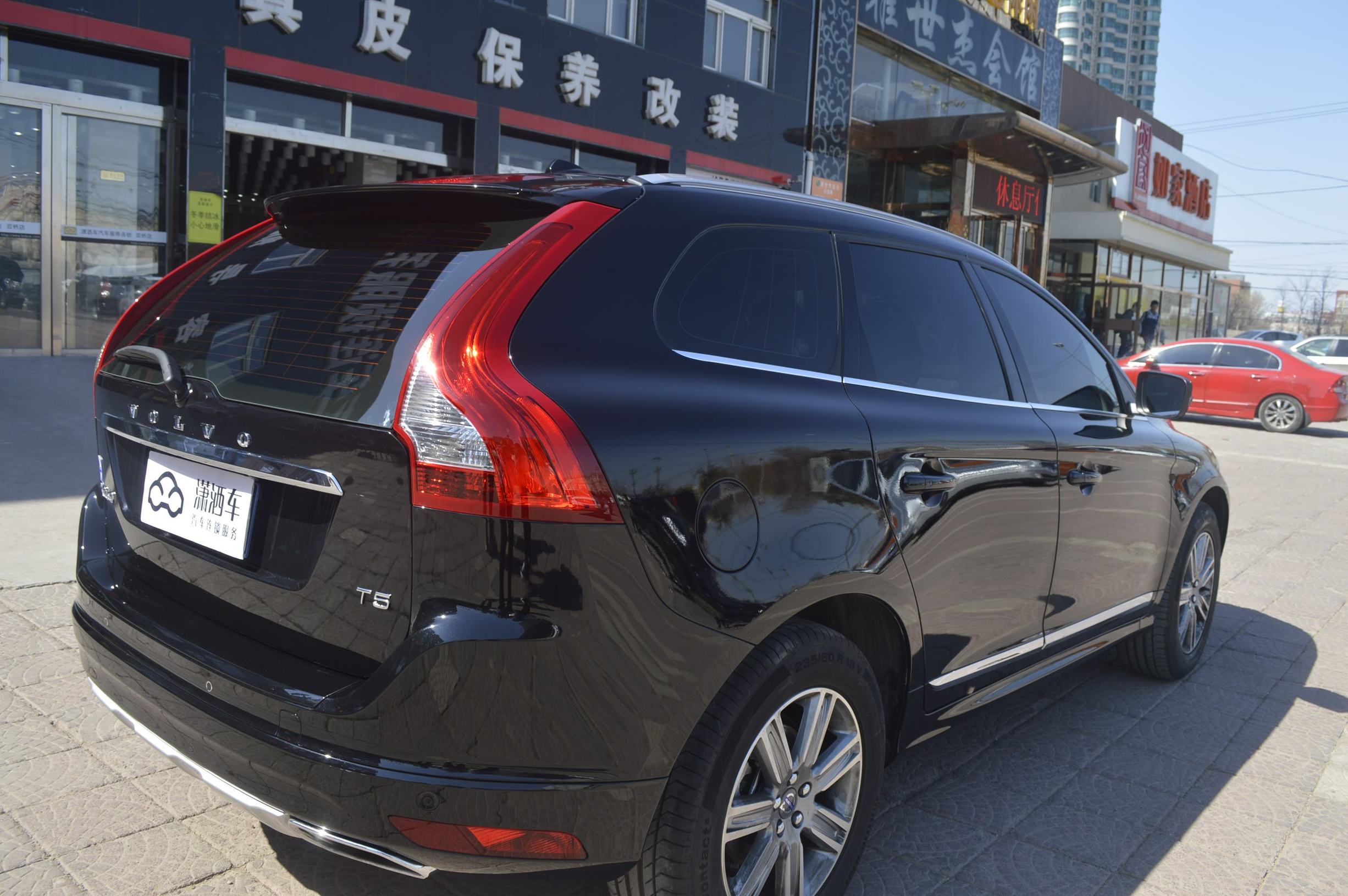 沃尔沃车衣保护原车漆,沃尔沃贴隐形车衣注意事项