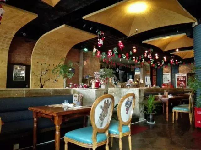 长沙有几个明星开的店,长沙有哪些明星开的店铺