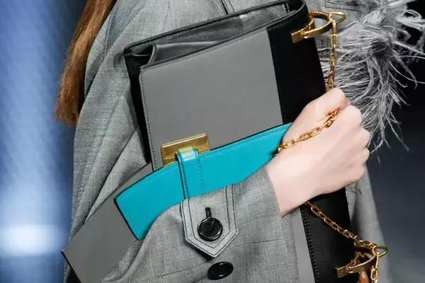 最新款包包比较,2018大牌新款包包